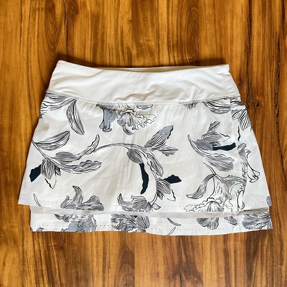 Athleta Floral Print Laser Run Tennis Skort Skirt